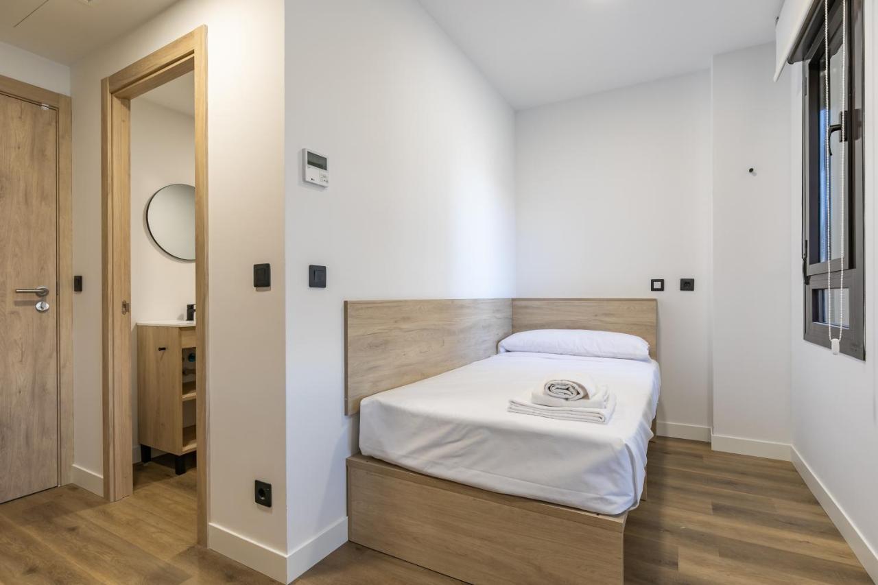 מדריד Micampus Xaudaro Student Residence מראה חיצוני תמונה